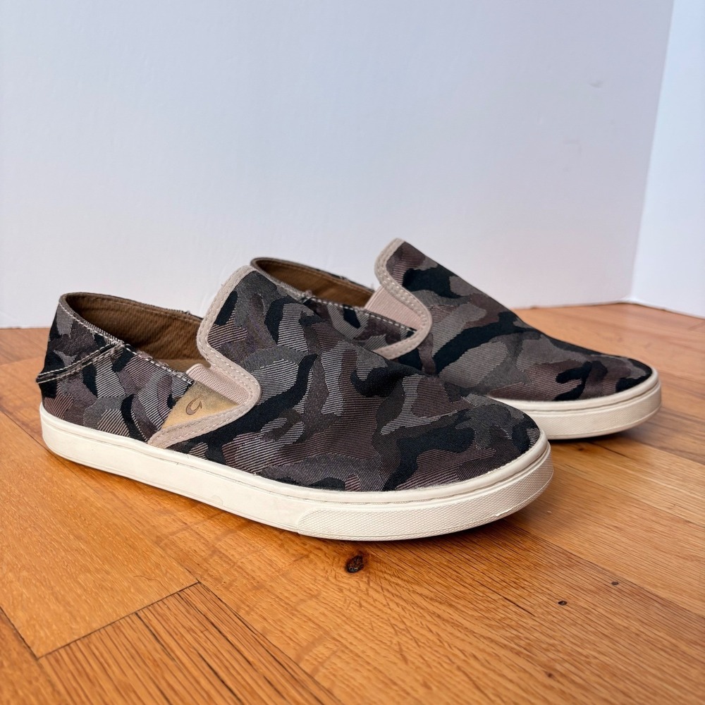 OluKai Pehuea Pa'i Camo Slip On Sneakers Womens 6 Black Gray 20360-6QKE